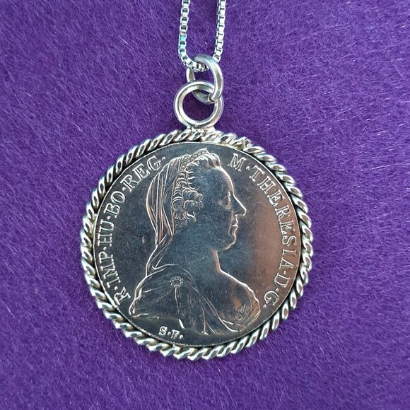 Vintage Sterling Empress Maria Theresa Coin Statement Necklace – 1780 Restrike - Picture 6 of 13
